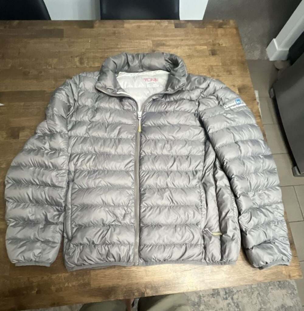 Tumi Pax Packable Travel Puffer Jacket Gray Mens Size L